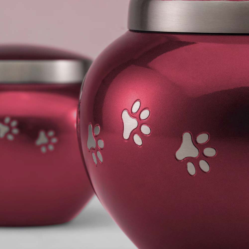 Urnas para cenizas metálicas rojas Urnas para cenizas metálicas rojas